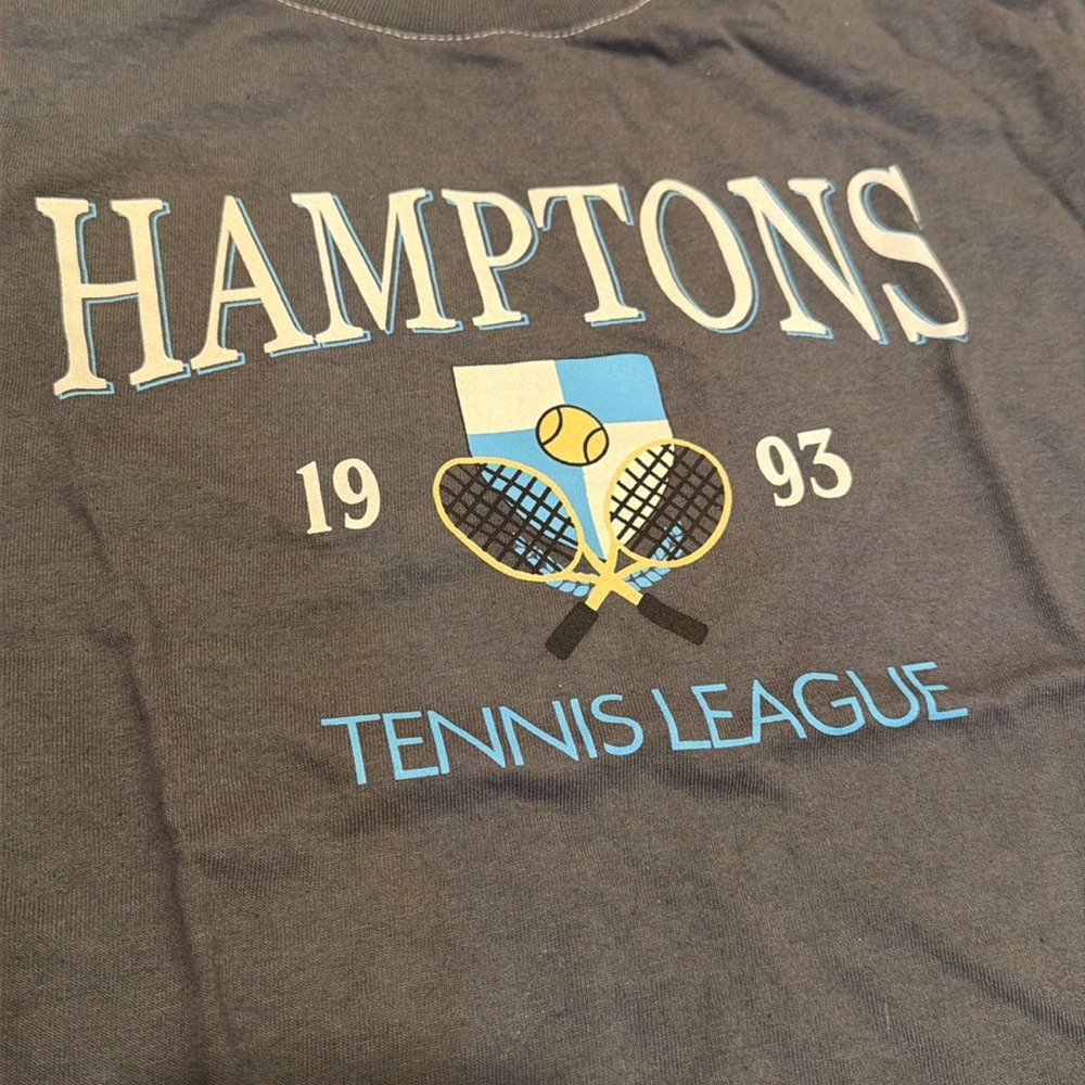 Hamptons Tennis League Graphic Tee - grey